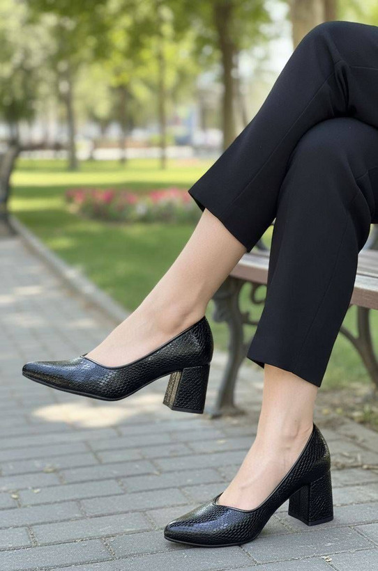 کفش کلاسیک پاشنه دار سایز بزرگ
