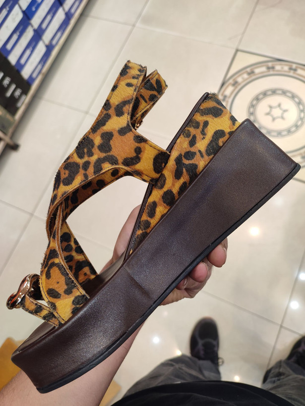صندل لژدار انگشتی پلنگی و ساده
